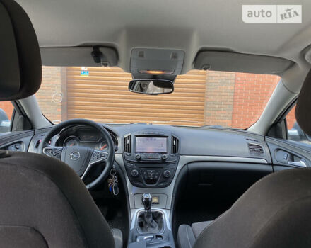 Серый Опель Инсигния, объемом двигателя 2 л и пробегом 211 тыс. км за 9500 $, фото 12 на Automoto.ua