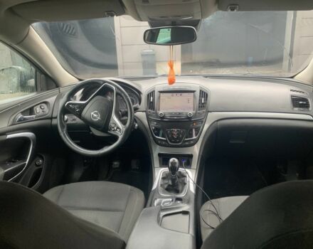 Сірий Опель Інсігнія, об'ємом двигуна 2 л та пробігом 322 тис. км за 9000 $, фото 7 на Automoto.ua