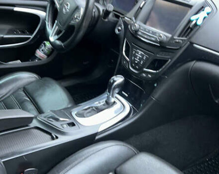 Серый Опель Инсигния, объемом двигателя 2 л и пробегом 234 тыс. км за 11000 $, фото 5 на Automoto.ua