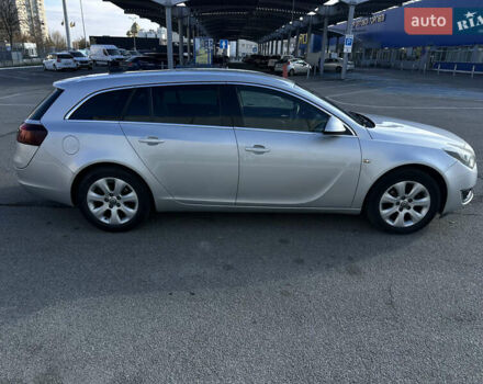 Сірий Опель Інсігнія, об'ємом двигуна 1.6 л та пробігом 249 тис. км за 9800 $, фото 4 на Automoto.ua