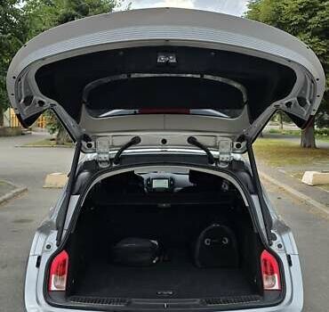 Сірий Опель Інсігнія, об'ємом двигуна 1.96 л та пробігом 249 тис. км за 13100 $, фото 9 на Automoto.ua