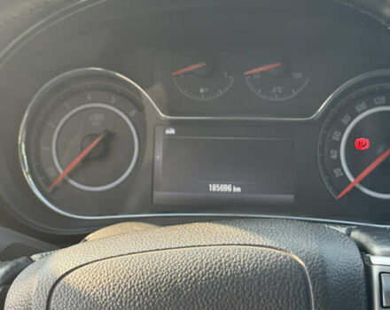 Сірий Опель Інсігнія, об'ємом двигуна 1.6 л та пробігом 185 тис. км за 8200 $, фото 20 на Automoto.ua