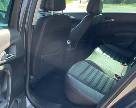 Сірий Опель Інсігнія, об'ємом двигуна 1.96 л та пробігом 297 тис. км за 11000 $, фото 100 на Automoto.ua