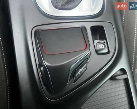 Серый Опель Инсигния, объемом двигателя 2 л и пробегом 258 тыс. км за 11700 $, фото 24 на Automoto.ua