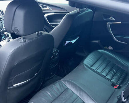 Серый Опель Инсигния, объемом двигателя 2 л и пробегом 234 тыс. км за 11000 $, фото 4 на Automoto.ua