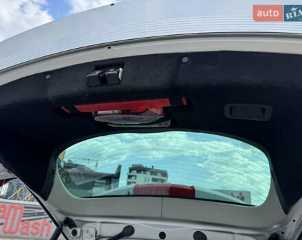 Серый Опель Инсигния, объемом двигателя 1.96 л и пробегом 231 тыс. км за 9999 $, фото 20 на Automoto.ua