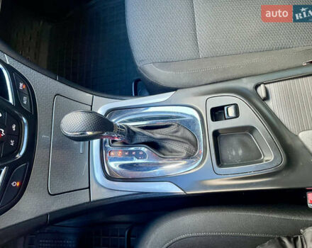 Серый Опель Инсигния, объемом двигателя 1.6 л и пробегом 238 тыс. км за 9700 $, фото 28 на Automoto.ua