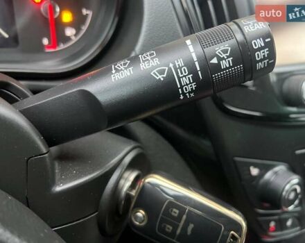 Серый Опель Инсигния, объемом двигателя 2 л и пробегом 258 тыс. км за 11700 $, фото 22 на Automoto.ua