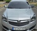 Сірий Опель Інсігнія, об'ємом двигуна 1.96 л та пробігом 249 тис. км за 13100 $, фото 6 на Automoto.ua