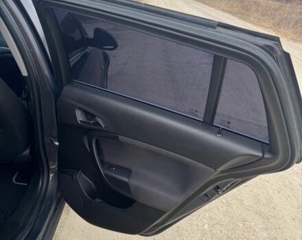 Сірий Опель Інсігнія, об'ємом двигуна 2 л та пробігом 240 тис. км за 9000 $, фото 10 на Automoto.ua