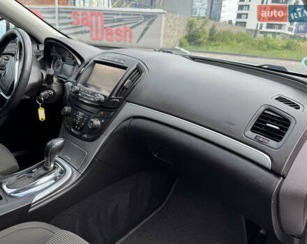 Серый Опель Инсигния, объемом двигателя 1.96 л и пробегом 231 тыс. км за 9999 $, фото 24 на Automoto.ua