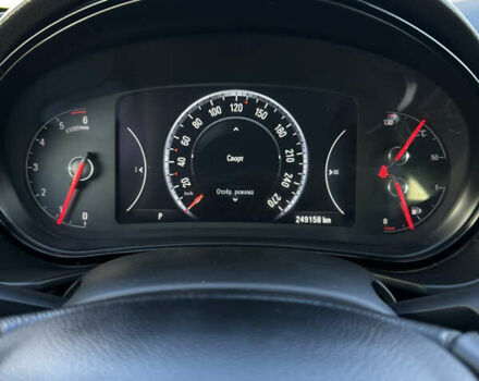 Сірий Опель Інсігнія, об'ємом двигуна 1.6 л та пробігом 249 тис. км за 9800 $, фото 22 на Automoto.ua