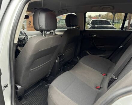 Серый Опель Инсигния, объемом двигателя 0 л и пробегом 215 тыс. км за 10750 $, фото 6 на Automoto.ua