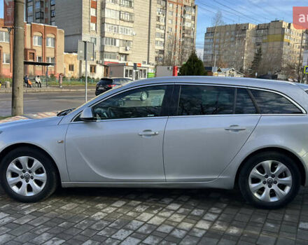 Серый Опель Инсигния, объемом двигателя 1.6 л и пробегом 249 тыс. км за 9500 $, фото 3 на Automoto.ua