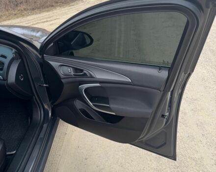 Сірий Опель Інсігнія, об'ємом двигуна 2 л та пробігом 240 тис. км за 9000 $, фото 8 на Automoto.ua