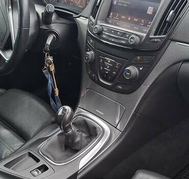 Сірий Опель Інсігнія, об'ємом двигуна 1.6 л та пробігом 280 тис. км за 10800 $, фото 6 на Automoto.ua