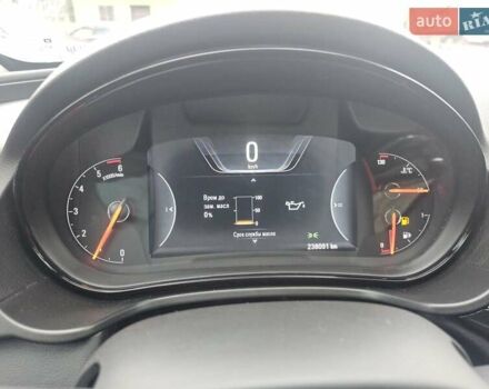 Серый Опель Инсигния, объемом двигателя 1.6 л и пробегом 237 тыс. км за 11150 $, фото 23 на Automoto.ua