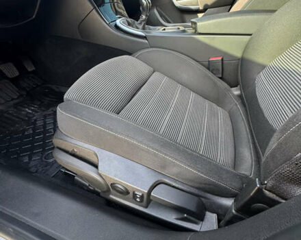 Сірий Опель Інсігнія, об'ємом двигуна 1.6 л та пробігом 185 тис. км за 8200 $, фото 24 на Automoto.ua