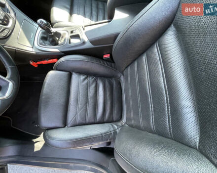 Сірий Опель Інсігнія, об'ємом двигуна 1.96 л та пробігом 297 тис. км за 11000 $, фото 125 на Automoto.ua