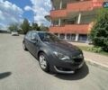 Серый Опель Инсигния, объемом двигателя 1.6 л и пробегом 246 тыс. км за 10800 $, фото 1 на Automoto.ua