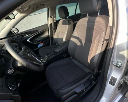 Серый Опель Инсигния, объемом двигателя 1.6 л и пробегом 224 тыс. км за 9800 $, фото 5 на Automoto.ua