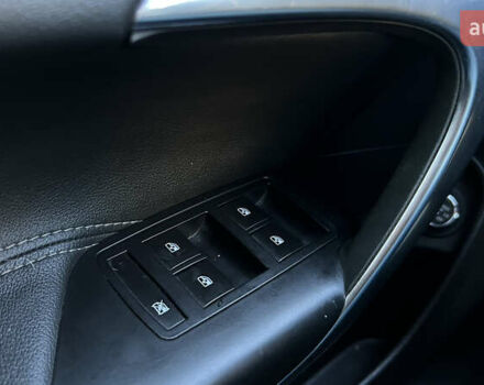 Серый Опель Инсигния, объемом двигателя 1.6 л и пробегом 249 тыс. км за 9500 $, фото 18 на Automoto.ua