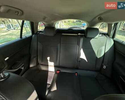 Сірий Опель Інсігнія, об'ємом двигуна 1.6 л та пробігом 249 тис. км за 9800 $, фото 29 на Automoto.ua