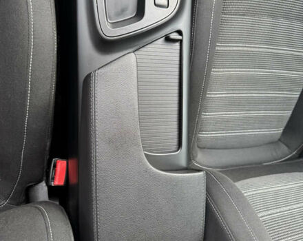 Серый Опель Инсигния, объемом двигателя 1.96 л и пробегом 231 тыс. км за 9999 $, фото 36 на Automoto.ua