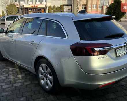 Серый Опель Инсигния, объемом двигателя 1.6 л и пробегом 249 тыс. км за 9500 $, фото 4 на Automoto.ua