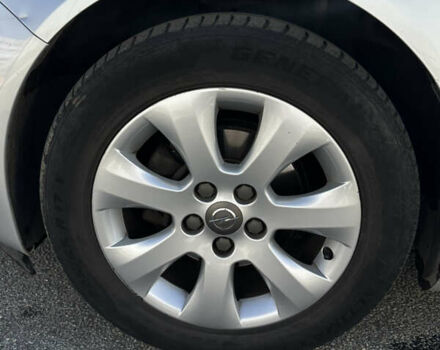 Сірий Опель Інсігнія, об'ємом двигуна 1.6 л та пробігом 249 тис. км за 9800 $, фото 26 на Automoto.ua