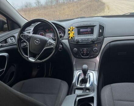 Сірий Опель Інсігнія, об'ємом двигуна 2 л та пробігом 240 тис. км за 9000 $, фото 7 на Automoto.ua