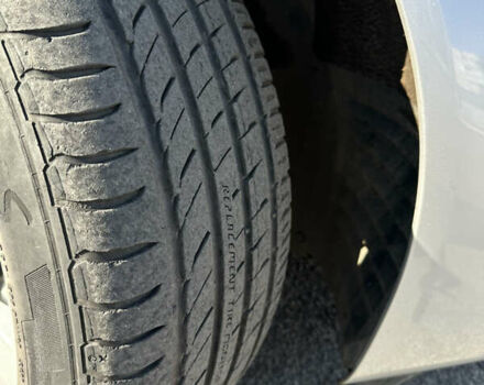 Сірий Опель Інсігнія, об'ємом двигуна 1.6 л та пробігом 249 тис. км за 9800 $, фото 25 на Automoto.ua