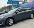 Серый Опель Инсигния, объемом двигателя 1.96 л и пробегом 169 тыс. км за 10000 $, фото 4 на Automoto.ua