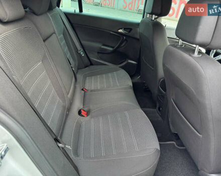 Серый Опель Инсигния, объемом двигателя 1.96 л и пробегом 231 тыс. км за 9999 $, фото 22 на Automoto.ua