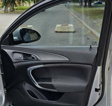 Сірий Опель Інсігнія, об'ємом двигуна 1.96 л та пробігом 249 тис. км за 13100 $, фото 11 на Automoto.ua