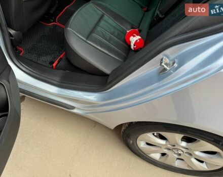 Сірий Опель Інсігнія, об'ємом двигуна 1.96 л та пробігом 179 тис. км за 12800 $, фото 23 на Automoto.ua