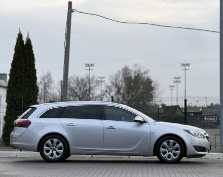 Серый Опель Инсигния, объемом двигателя 2 л и пробегом 212 тыс. км за 10650 $, фото 4 на Automoto.ua