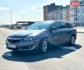 Серый Опель Инсигния, объемом двигателя 1.96 л и пробегом 203 тыс. км за 15000 $, фото 2 на Automoto.ua
