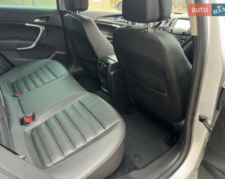 Серый Опель Инсигния, объемом двигателя 1.96 л и пробегом 213 тыс. км за 9900 $, фото 9 на Automoto.ua