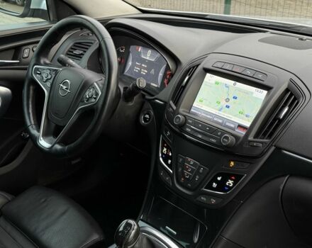 Серый Опель Инсигния, объемом двигателя 2 л и пробегом 212 тыс. км за 10650 $, фото 15 на Automoto.ua