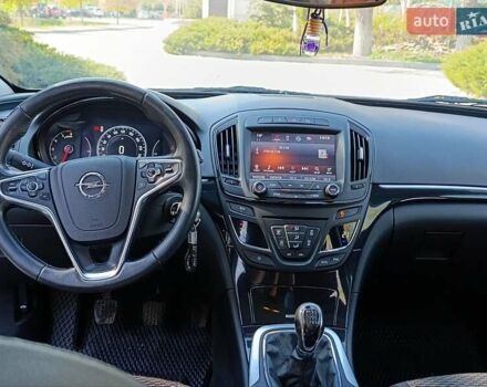 Серый Опель Инсигния, объемом двигателя 1.96 л и пробегом 298 тыс. км за 9799 $, фото 9 на Automoto.ua