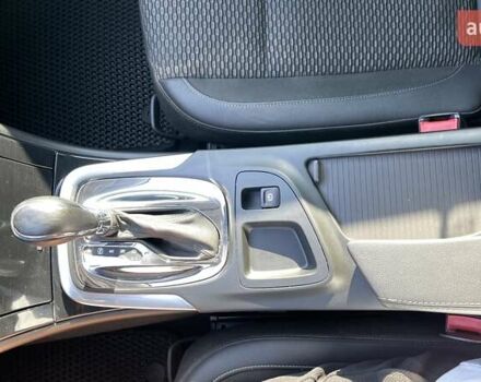 Сірий Опель Інсігнія, об'ємом двигуна 1.6 л та пробігом 198 тис. км за 11250 $, фото 17 на Automoto.ua