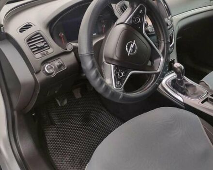 Серый Опель Инсигния, объемом двигателя 1.6 л и пробегом 220 тыс. км за 8700 $, фото 7 на Automoto.ua