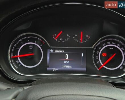Серый Опель Инсигния, объемом двигателя 1.6 л и пробегом 235 тыс. км за 9500 $, фото 22 на Automoto.ua