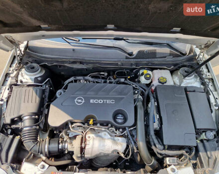 Серый Опель Инсигния, объемом двигателя 2 л и пробегом 208 тыс. км за 12900 $, фото 9 на Automoto.ua