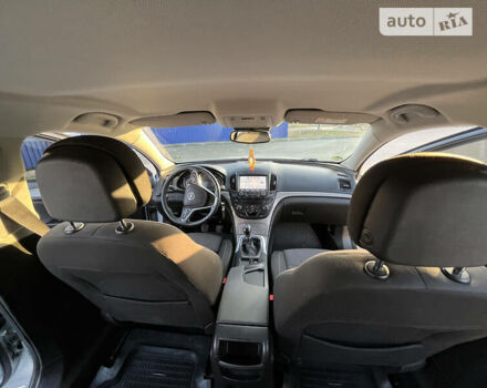 Серый Опель Инсигния, объемом двигателя 1.6 л и пробегом 200 тыс. км за 11800 $, фото 16 на Automoto.ua