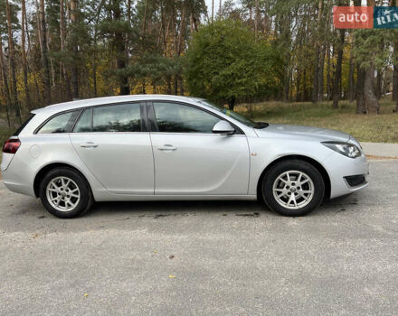 Сірий Опель Інсігнія, об'ємом двигуна 1.6 л та пробігом 250 тис. км за 10500 $, фото 1 на Automoto.ua