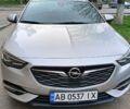 Серый Опель Инсигния, объемом двигателя 2 л и пробегом 225 тыс. км за 14990 $, фото 6 на Automoto.ua
