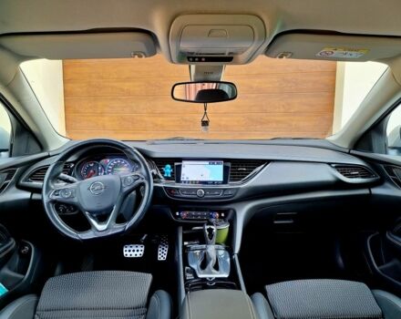 Сірий Опель Інсігнія, об'ємом двигуна 2 л та пробігом 210 тис. км за 15700 $, фото 6 на Automoto.ua