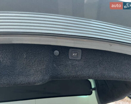 Серый Опель Инсигния, объемом двигателя 2 л и пробегом 192 тыс. км за 11999 $, фото 25 на Automoto.ua